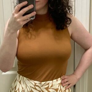 Steve Madden - Sleeveless Mock Neck Tank Top - butterscotch Brown - large